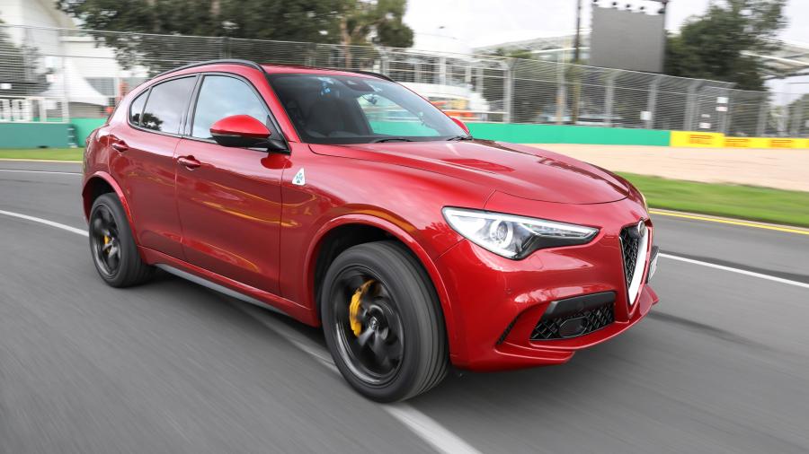  Alfa Romeo Stelvio Quadrifoglio (949) 2019 года  (AU) (фото 15 из 34)